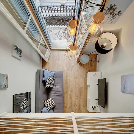 Bright Duplex Mezzanine - Center - 1br 3p * Cannes