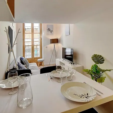 Bright Duplex Mezzanine - Center - 1br 3p Apartamento *