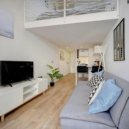 Bright Duplex Mezzanine - Center - 1br 3p * Cannes